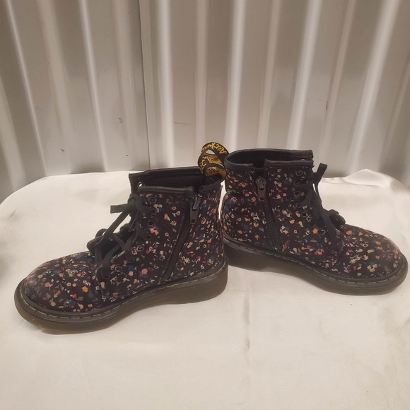 Dr.Martens Delaney Floral Boots - Picture 6 of 11